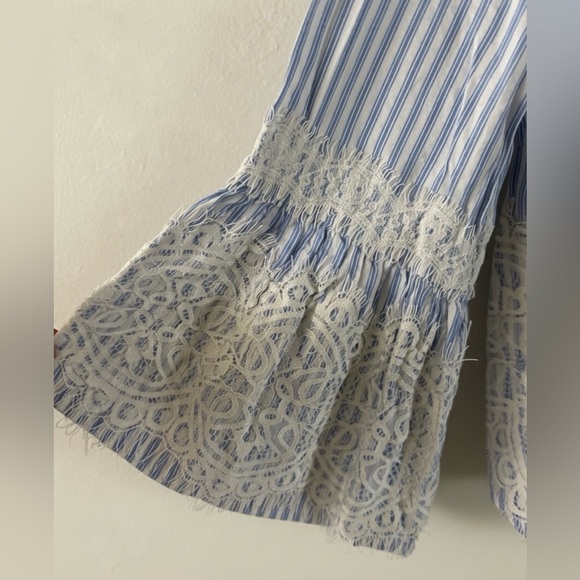 Zara Blue and White Striped With Lace Detailing With Bell 3/4 Sleeves Ribbon - Picture 4 of 8